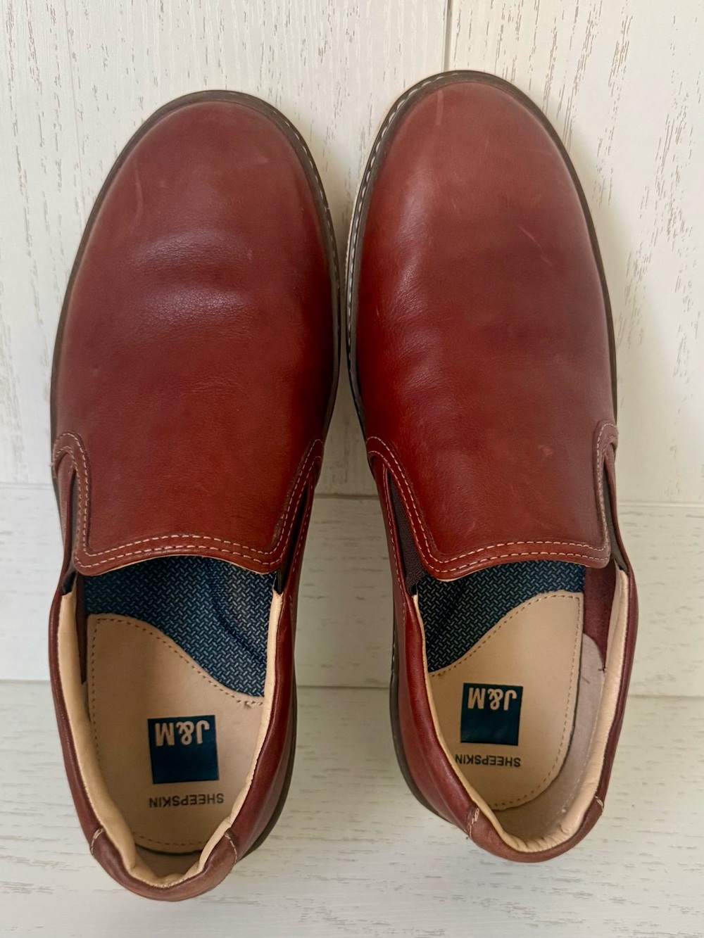 J&M Sheepskin-Lined Men's Slip-On Loafers - Chestnut Brown size 8.5 US men